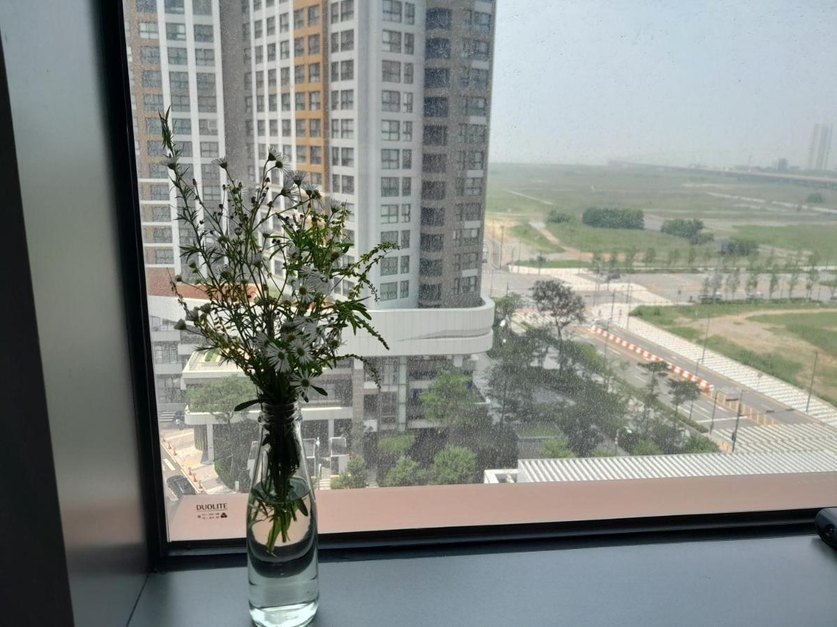 Songdo Halla Westernpark-Seaviewroom Hotel-바다전망 Incheon Exterior photo